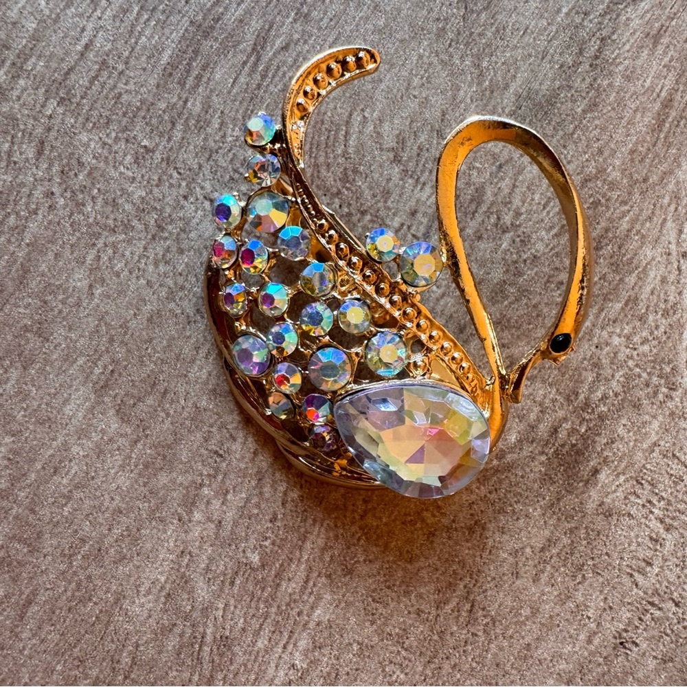 Luxe’s iridescent Crystal Swan Brooch Rhinestone gold tone Animal Pin